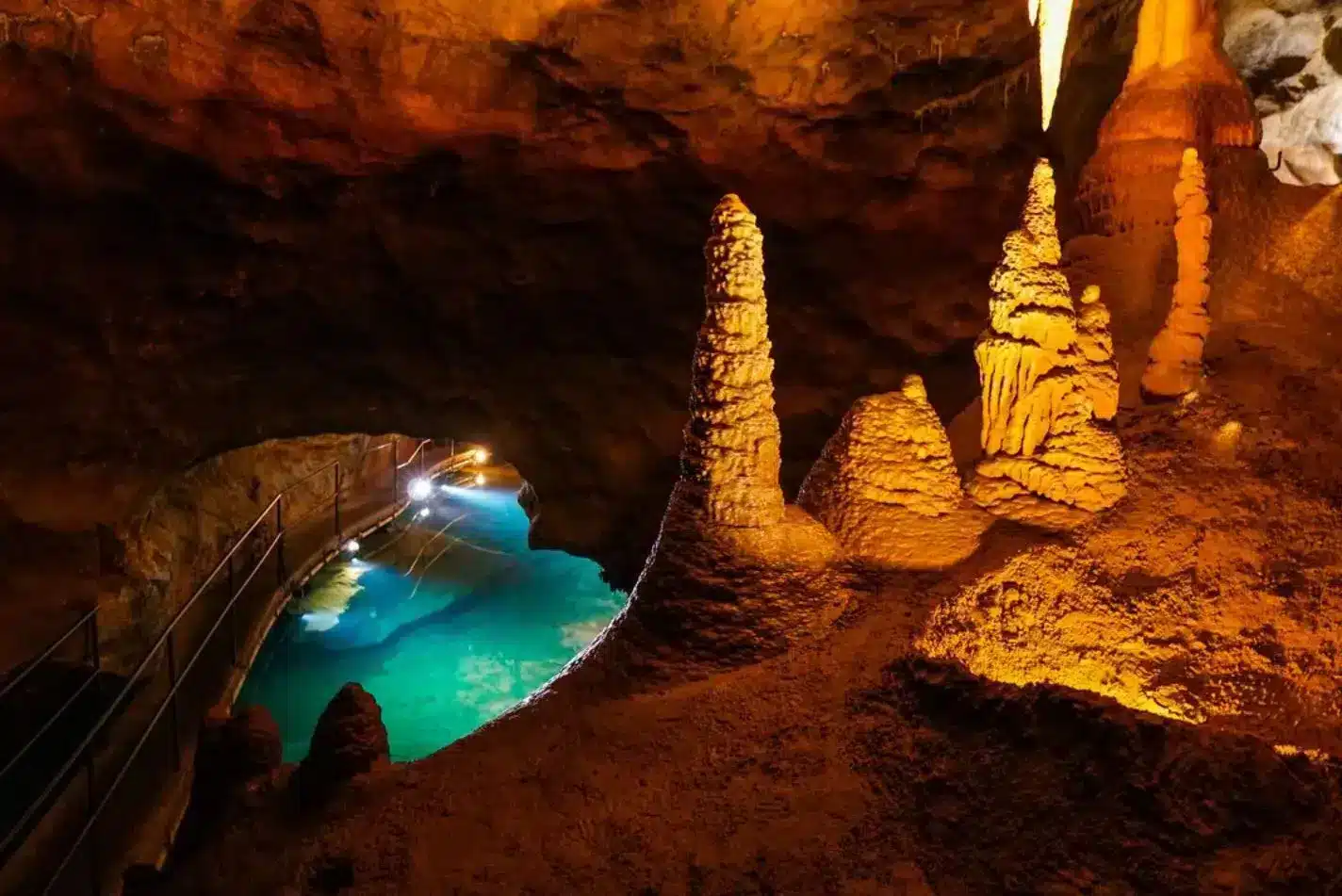 Jenolan Caves In Winter