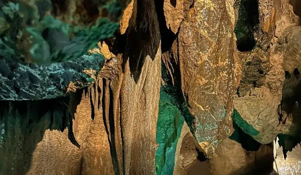 Jenolan Caves